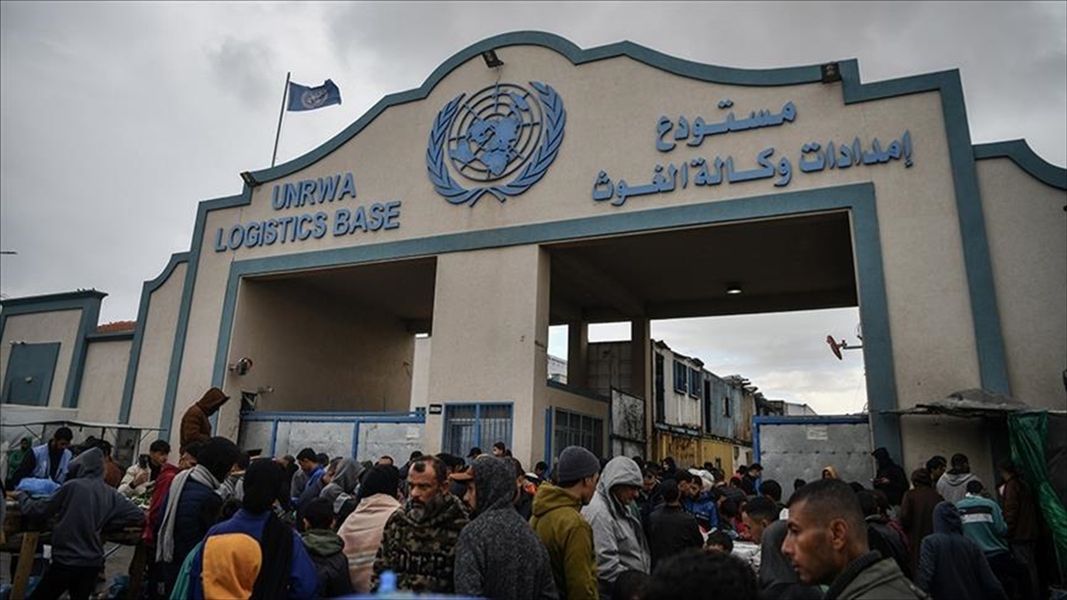 UNRWA Lübnan Direktörü Dorothee Klaus, Ajansa desteğin kesilmesi halinde tüm
