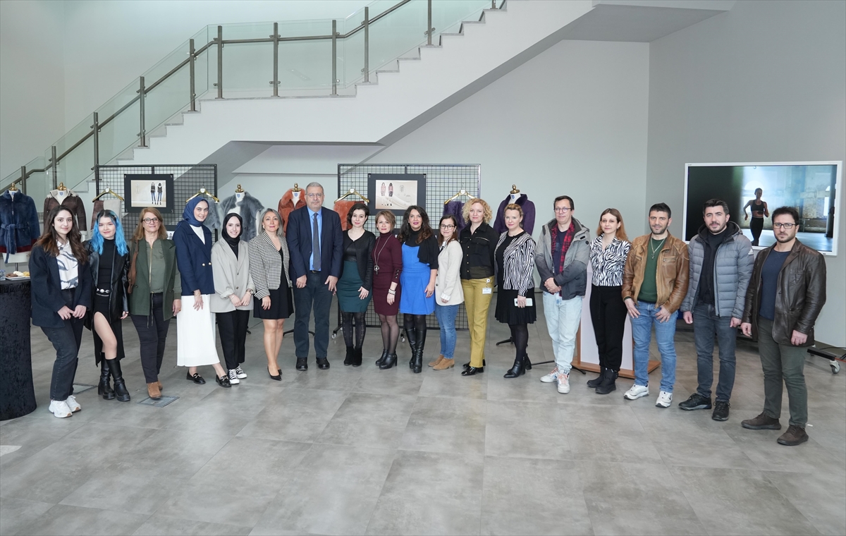 - Proje, moda alanında sınırların zorlanmasını ve sürdürülebilirliği amaçlıyor