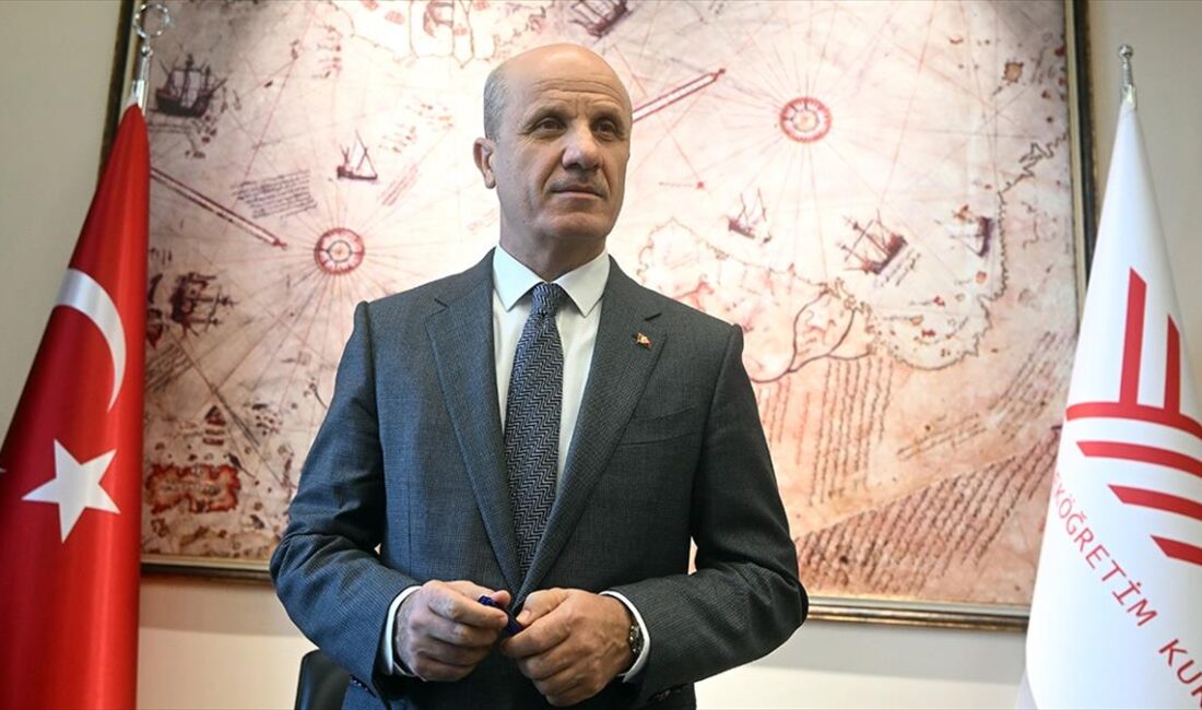 YÖK Başkanı Prof. Dr. Erol Özvar, YKS adaylarına yönelik, "Çağın