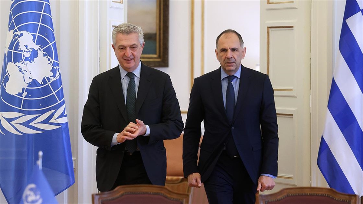 Birleşmiş Milletler Mülteciler Yüksek Komiseri Filippo Grandi'yi başkent Atina'da ağırlayan