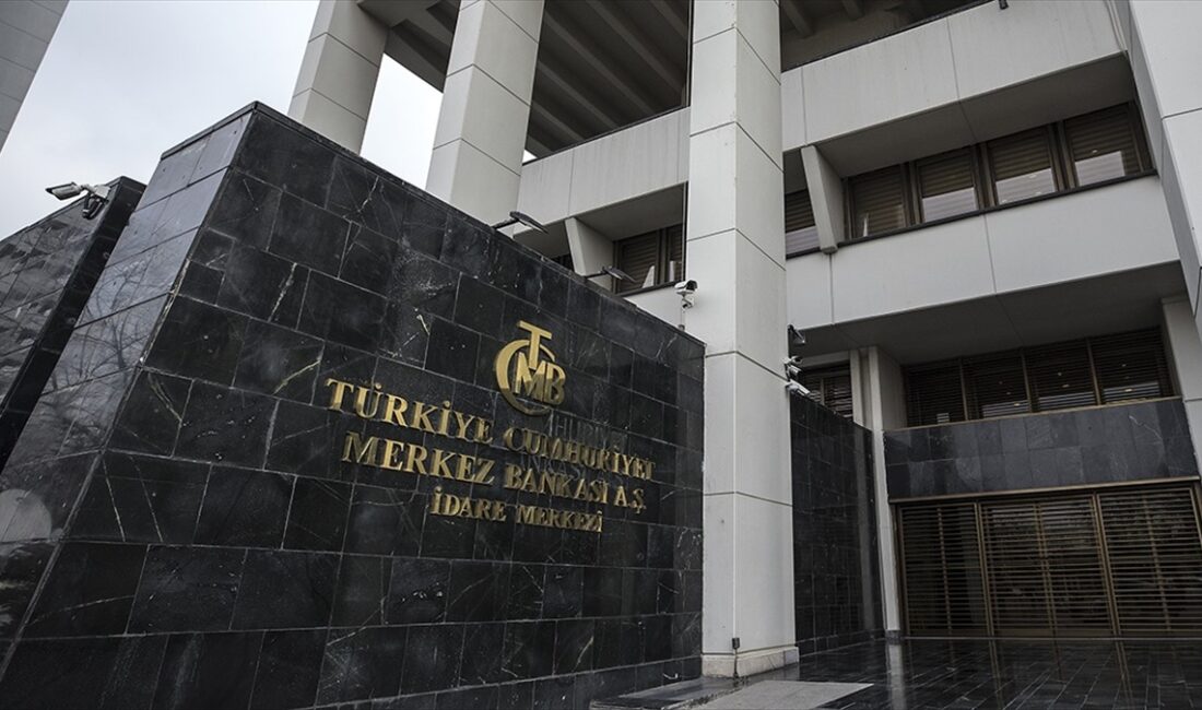Küresel piyasalarda, Kaliforniya merkezli çip üreticisi Nvidia'nın son çeyrekte beklentilerin