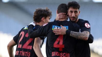 Ziraat Türkiye Kupası son 16 turunda VavaCars Fatih Karagümrük, Yılport