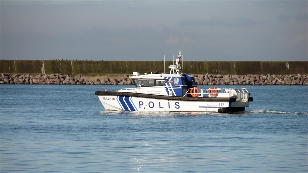 Zonguldak açıklarında batan kuru yük gemisinin mürettebatından kayıp 7 kişinin