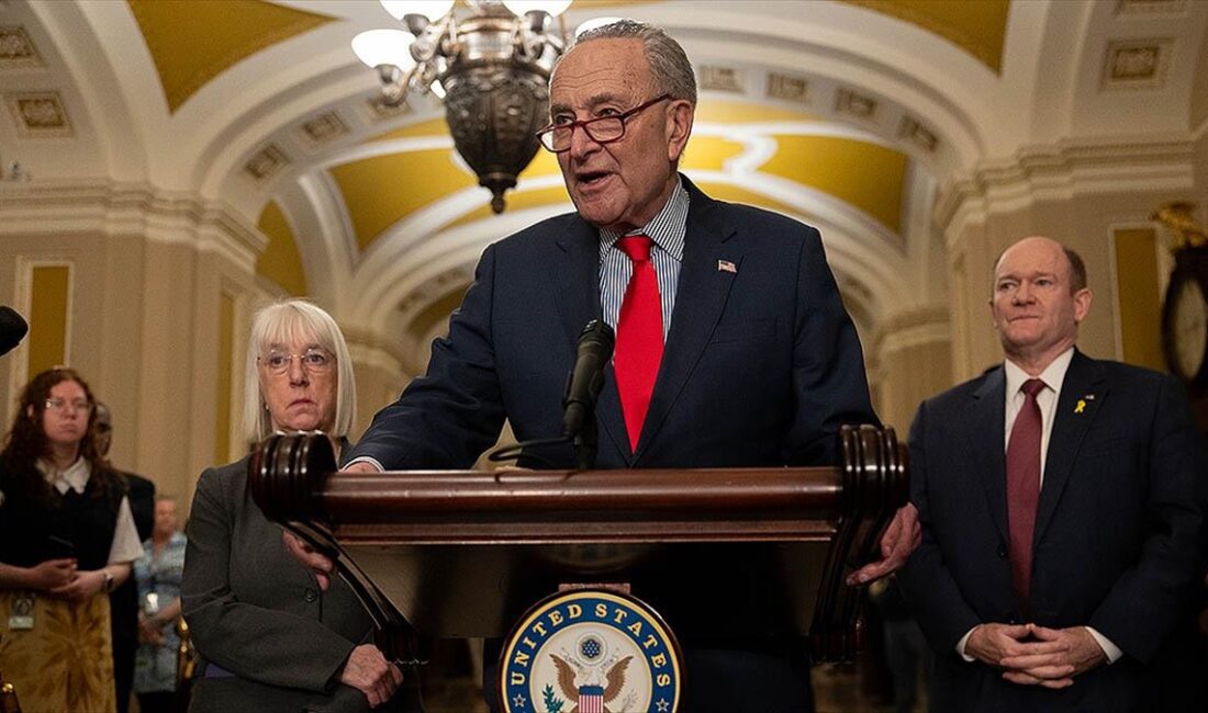 WASHINGTON (AA) – ABD Senatosu Çoğunluk Lideri Demokrat Chuck Schumer,