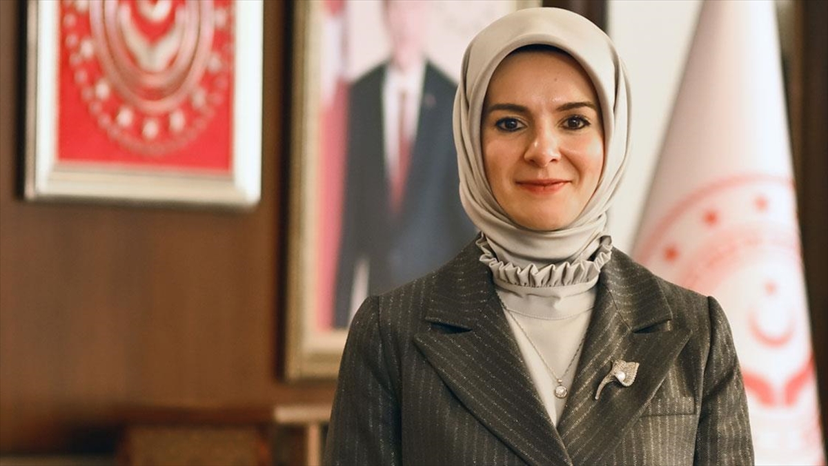 ANKARA (AA) – Göktaş, Cumhurbaşkanlığı Külliyesi’ndeki Kabine Toplantısı’nın ardından gazetecilerin