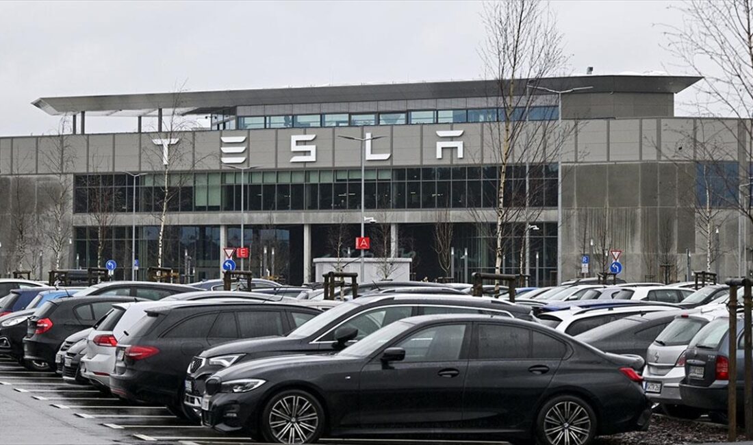 ABD merkezli elektrikli otomobil üreticisi Tesla'nın Berlin yakınlarında Grünheide'deki fabrikasında