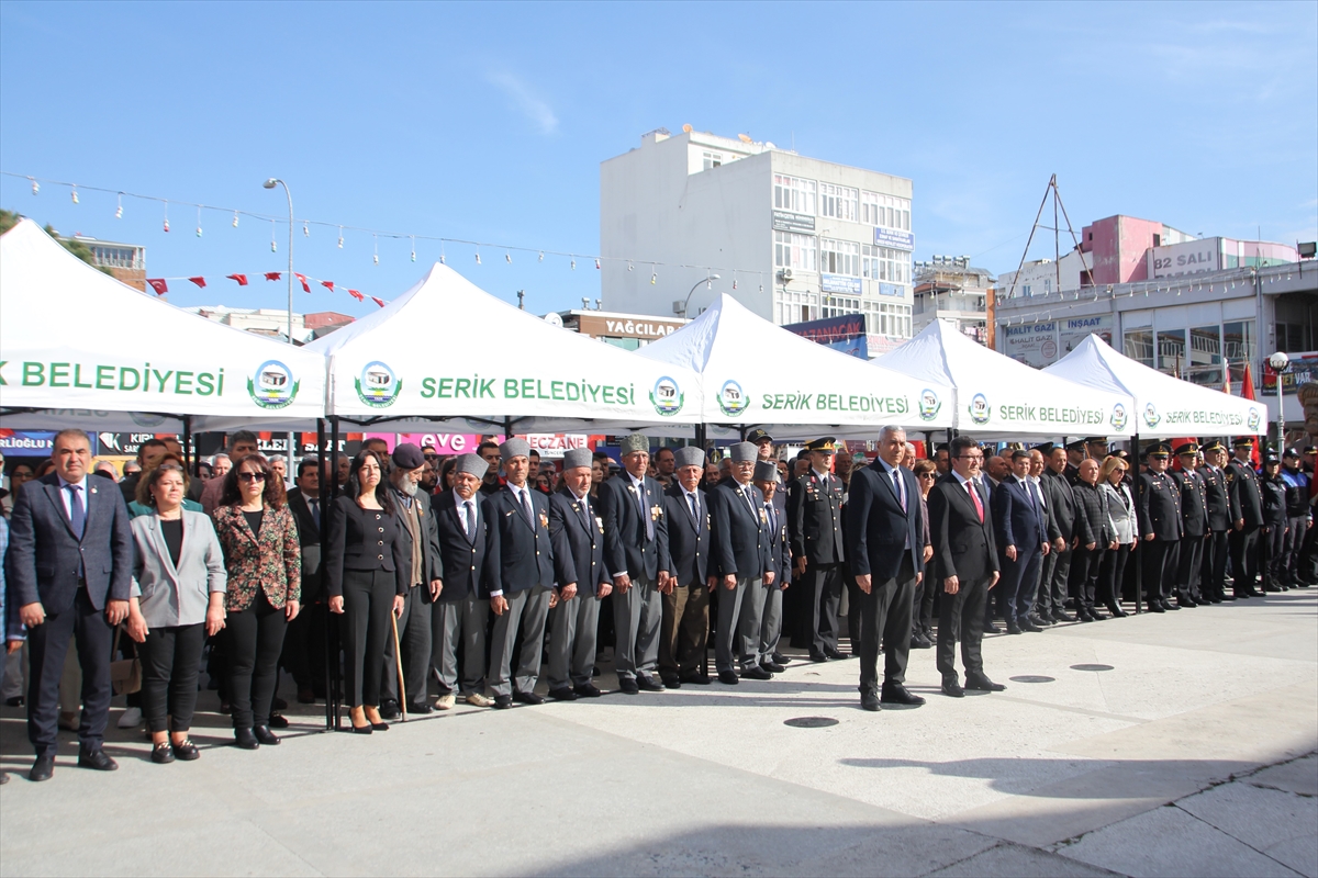 Antalya'nın ilçelerinde Çanakkale Deniz Zaferi'nin 109. yılı kutlandı