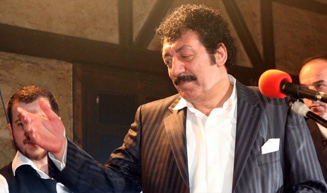 "Arabeskin Babası" veya "Müslüm Baba" olarak tanınan arabesk ve halk