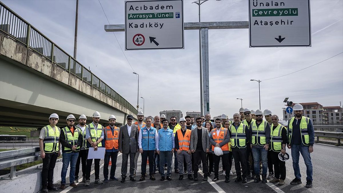 15 Temmuz Şehitler Köprüsü'ndeki trafik yoğunluğunu azaltarak, Avrasya Tüneli'ne yönlendirmek