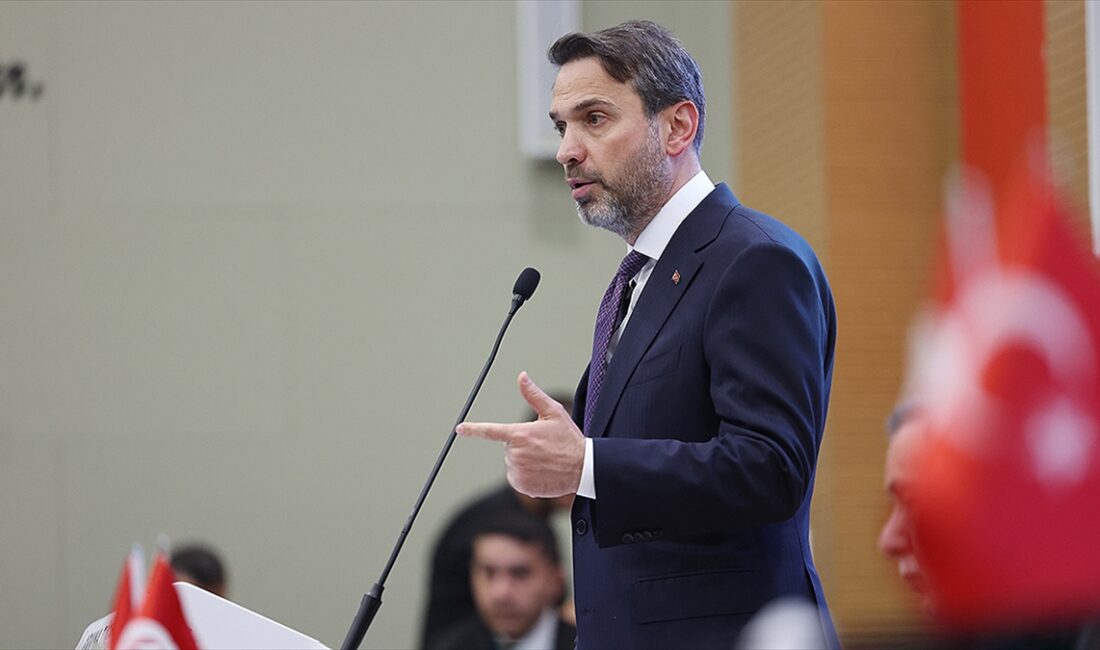 Enerji ve Tabii Kaynaklar Bakanı Alparslan Bayraktar, "Türkiye Yüzyılı'nda biz