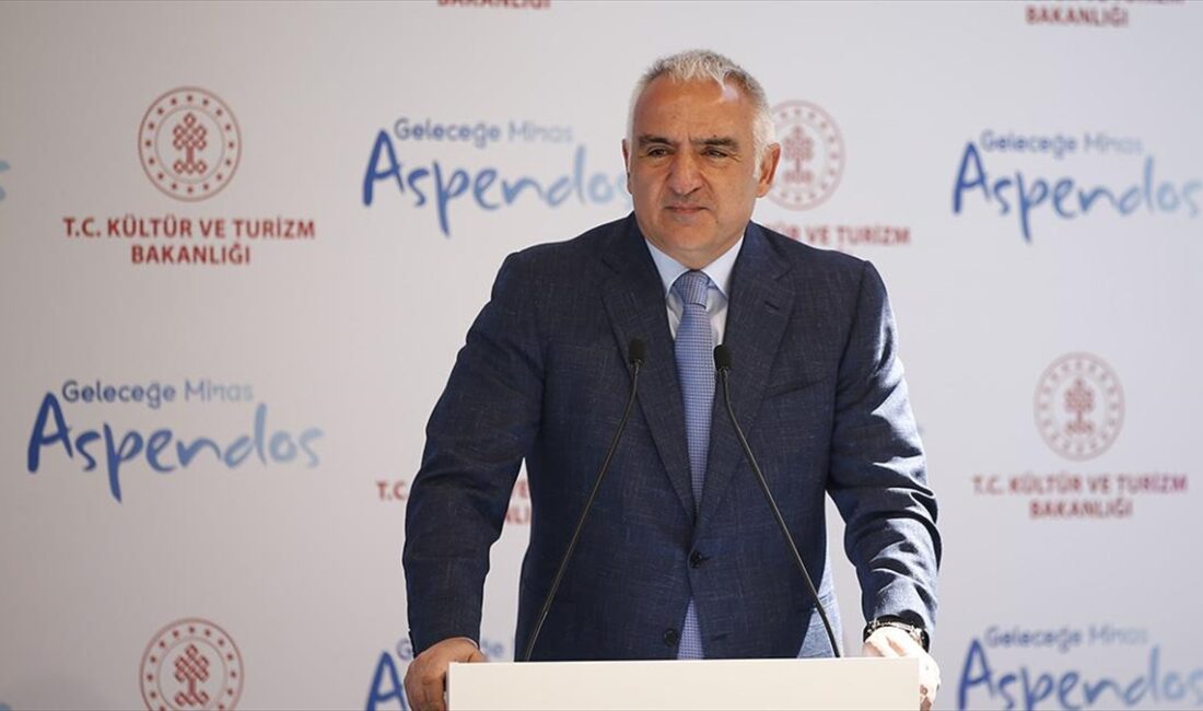 Kültür ve Turizm Bakanı Mehmet Nuri Ersoy, "Aspendos'ta 4 yıl