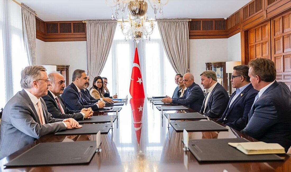 Dışişleri Bakanı Hakan Fidan, ABD Temsilciler Meclisi Silahlı Hizmetler Komisyonu