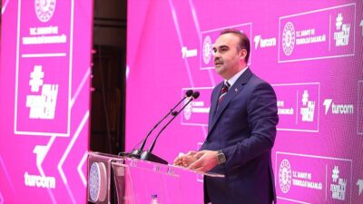 Sanayi ve Teknoloji Bakanı Mehmet Fatih Kacır, "Teknolojiyi kim geliştiriyorsa,