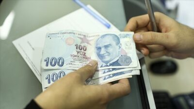 Bakan Şimşek, "KDV, kurumlar ve gelir vergisi oranlarında genel bir