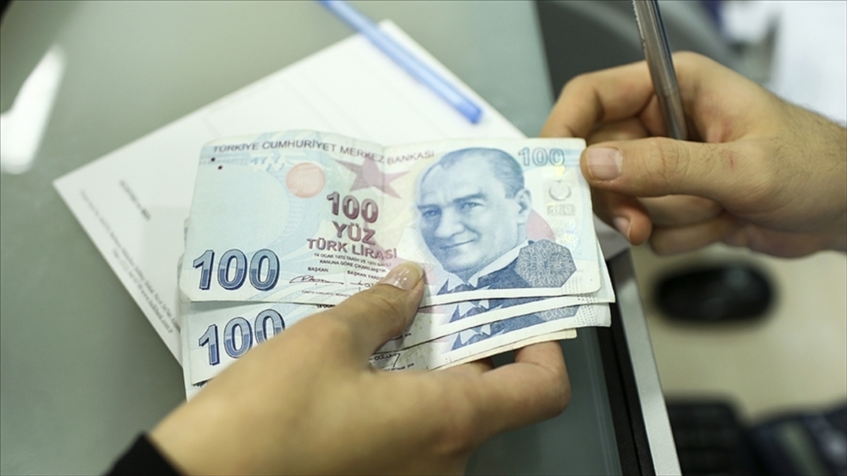 Bakan Şimşek, "KDV, kurumlar ve gelir vergisi oranlarında genel bir