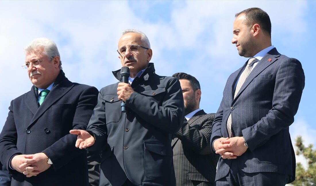 Ulaştırma ve Altyapı Bakanı Abdulkadir Uraloğlu, "Biz çok uzamadan Şabanözü'nü