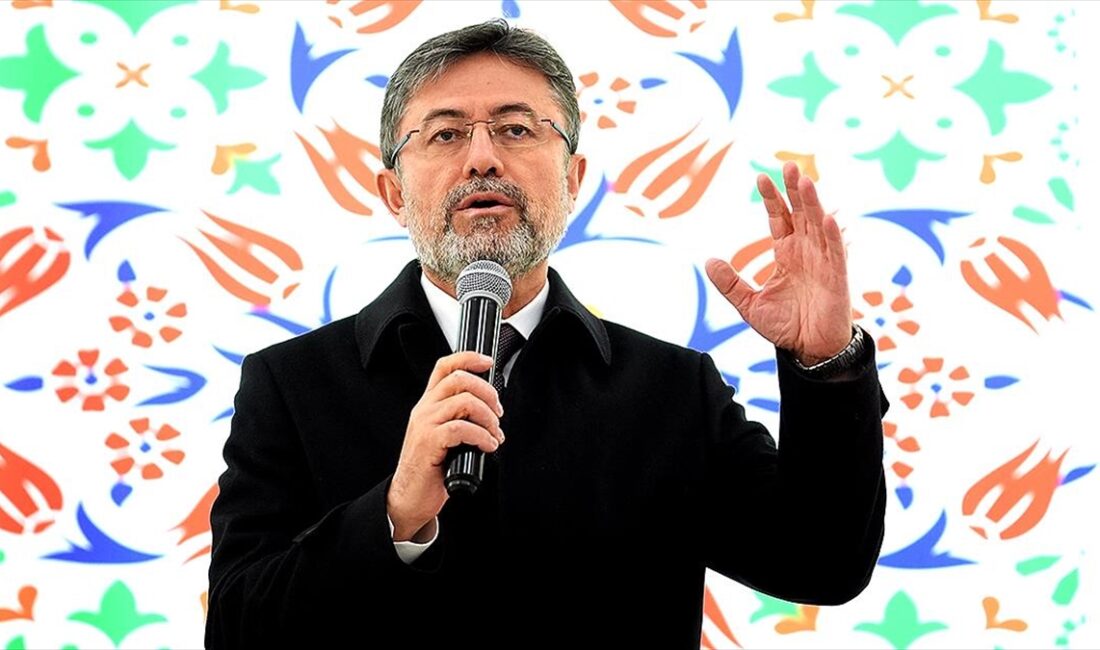 Tarım ve Orman Bakanı İbrahim Yumaklı, kent tarımını özellikle büyükşehirlerin