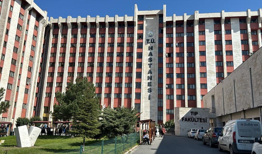 Trakya Üniversitesi (TÜ) Rektörü Prof. Dr. Erhan Tabakoğlu, Balkan ülkelerinden