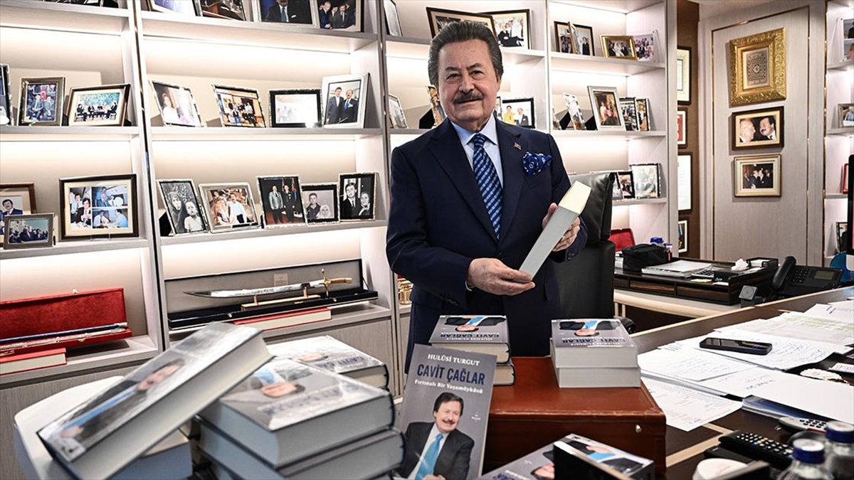 Eski Devlet Bakanı Cavit Çağlar'ın, Batı Trakya'nın Gümülcine kentinde başlayıp