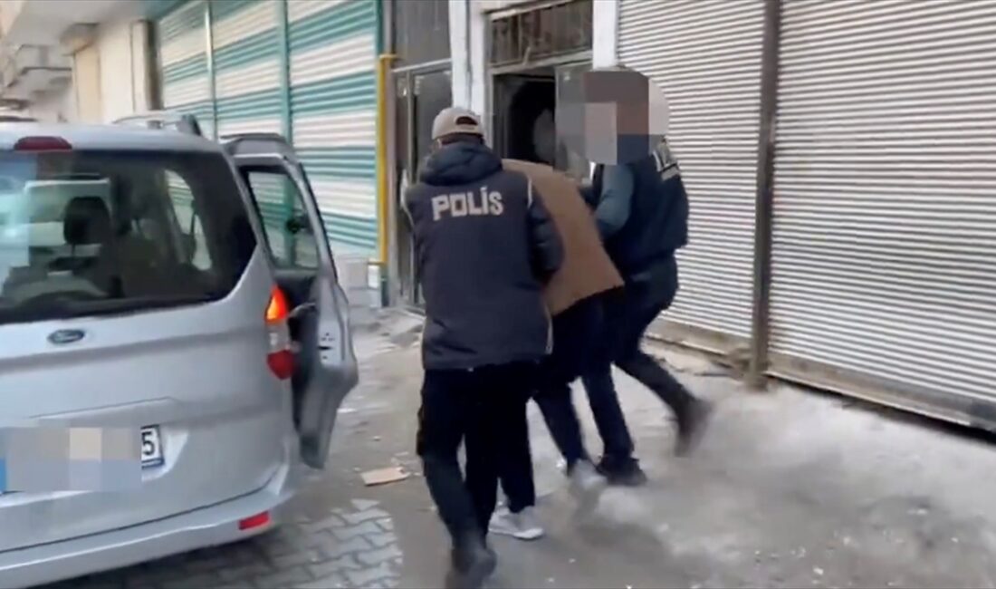 İçişleri Bakanı Ali Yerlikaya, 15 ilde bölücü terör örgütüne yönelik
