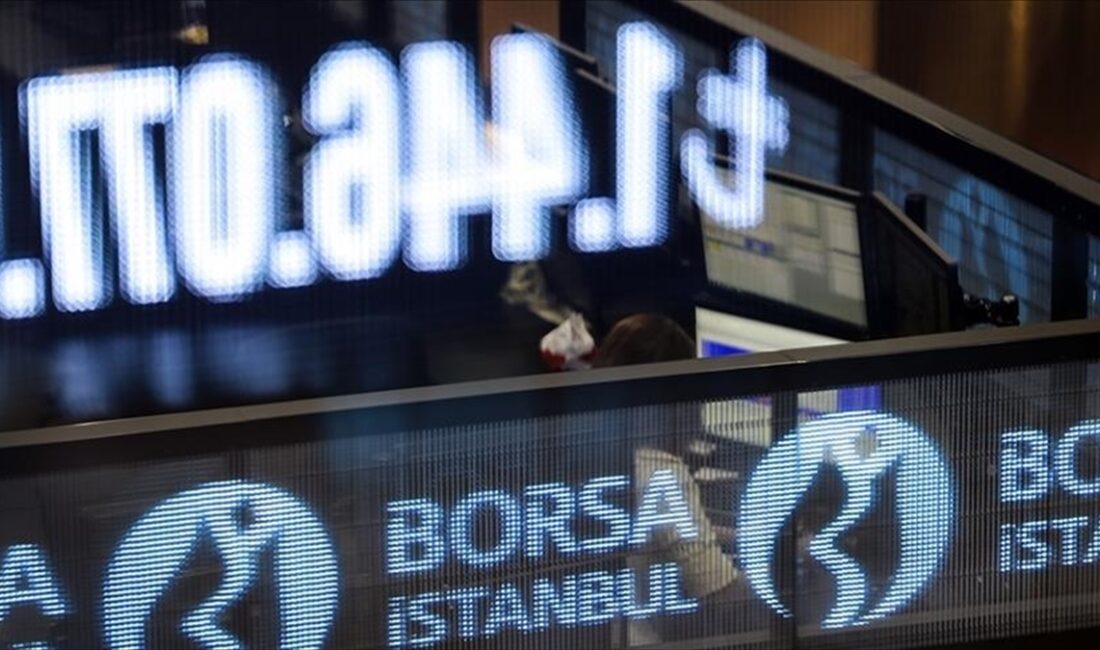 Borsa İstanbul'da BIST 100 endeksi, güne yüzde 0,9 artışla 9.035,94