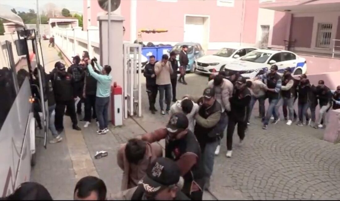 İçişleri Bakanı Ali Yerlikaya, 3 ilde bölücü terör örgütüne yönelik