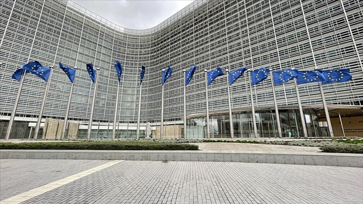 Bulgaristan ve Romanya, Avrupa Birliği'nin (AB) vizesiz seyahat bölgesi Şengen'e