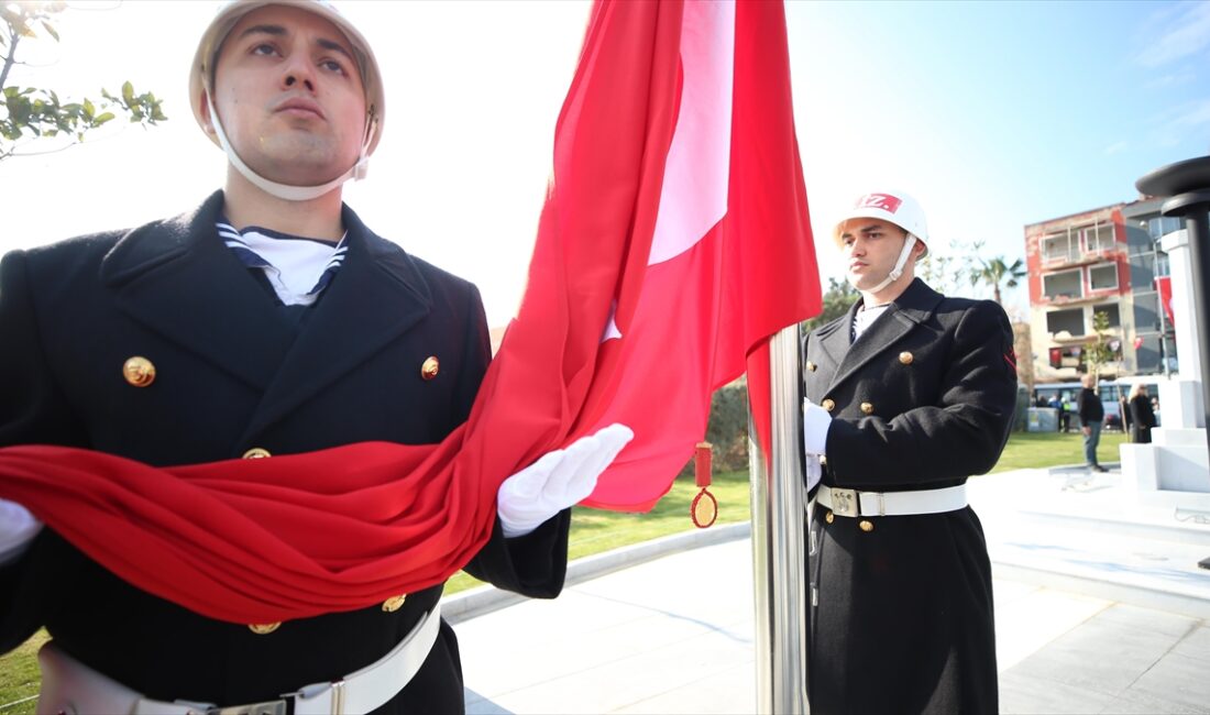Çanakkale'deki anma törenleri, Milli Savunma Bakanı Yaşar Güler'in "Çanakkale Geçilmez"