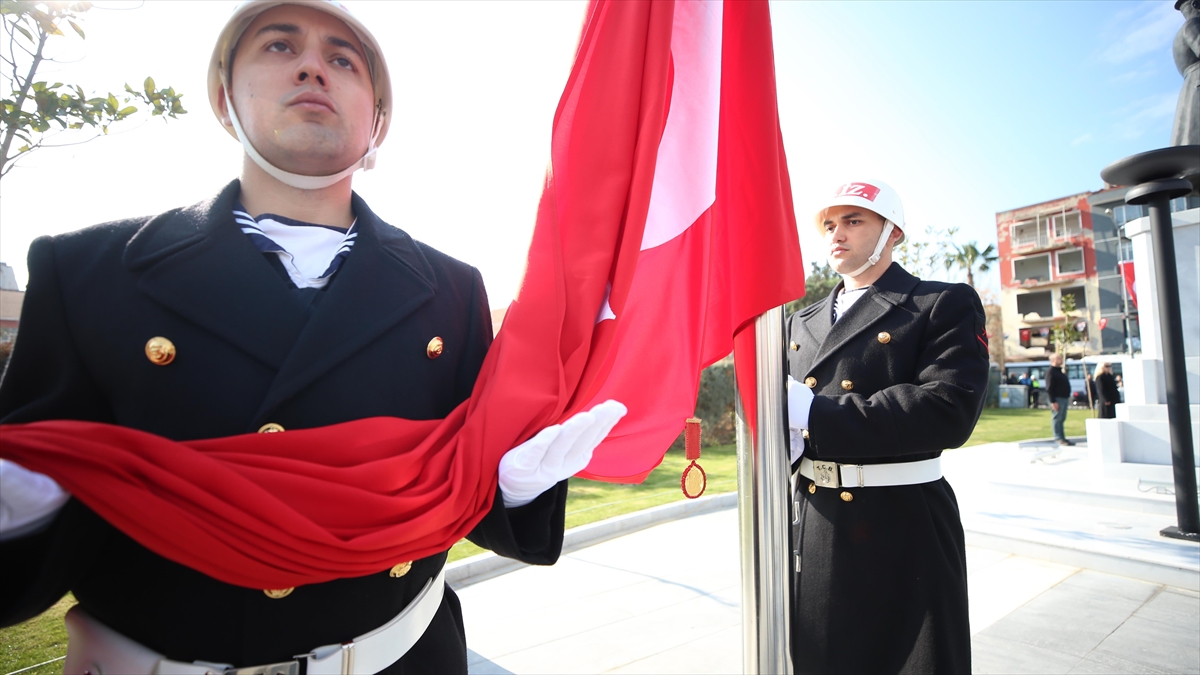 Çanakkale'deki anma törenleri, Milli Savunma Bakanı Yaşar Güler'in "Çanakkale Geçilmez"