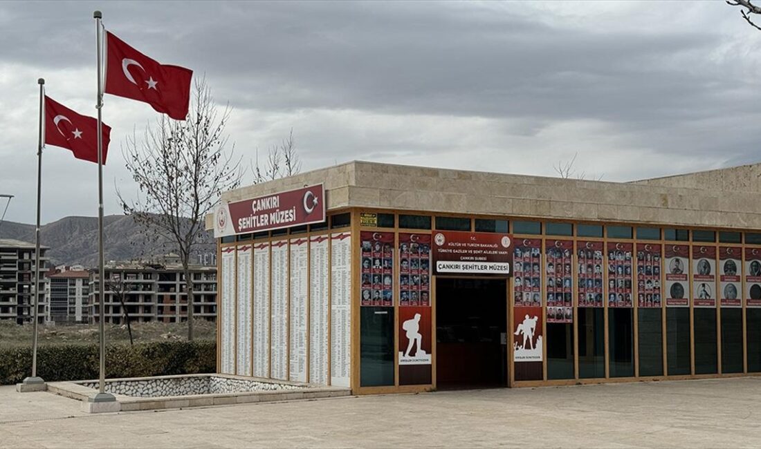 Çankırı Şehitler Müzesi'nde sergilenen şehitlere ait kişisel eşyalar, ziyaretçilere duygusal