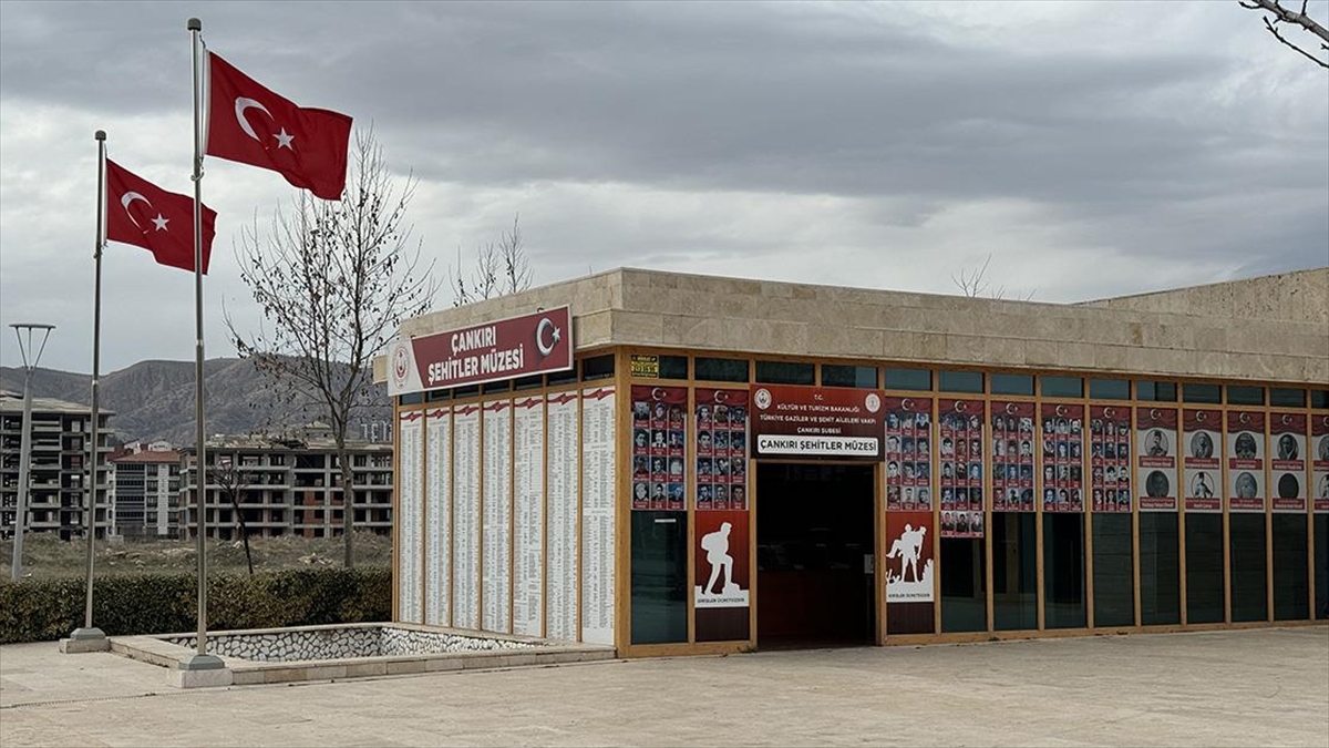 Çankırı Şehitler Müzesi'nde sergilenen şehitlere ait kişisel eşyalar, ziyaretçilere duygusal