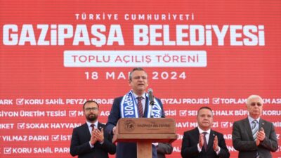 ANTALYA (AA) – CHP Genel Başkanı Özgür Özel, Antalya'ya gelen