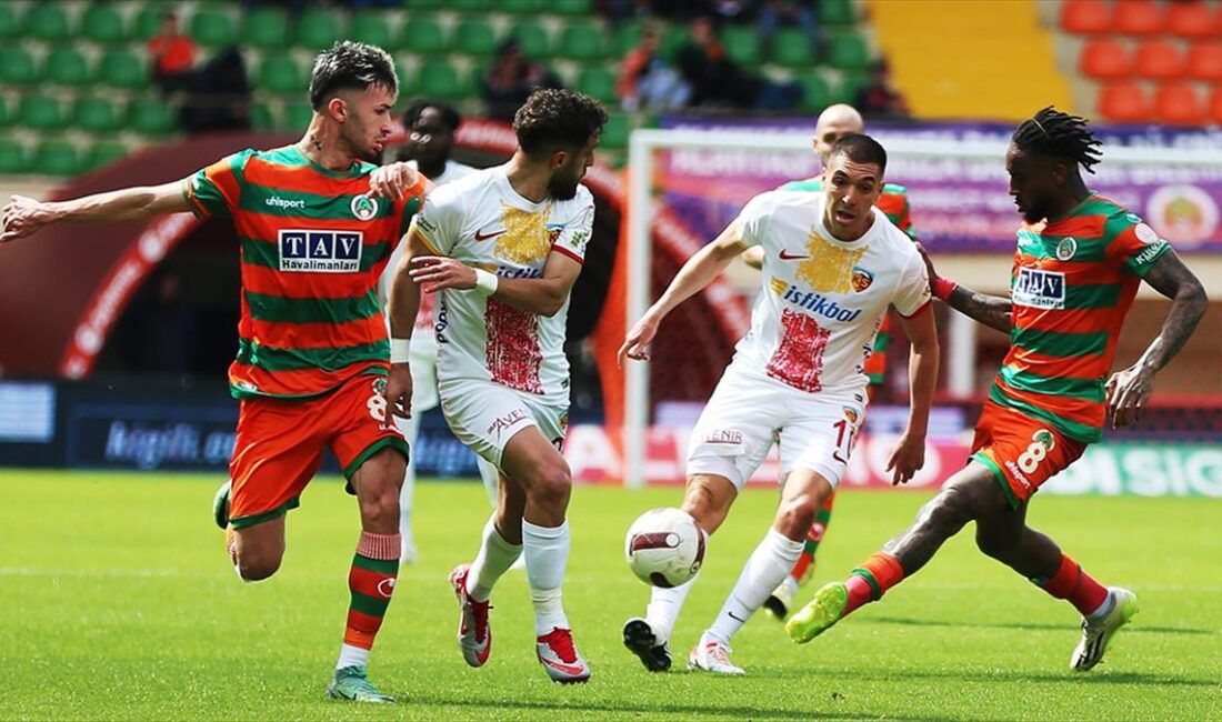 Trendyol Süper Lig'in 30. haftasında Corendon Alanyaspor, evinde ağırladığı Mondihome