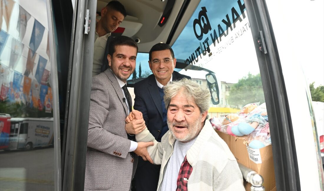 ANTALYA (AA) – Cumhur İttifakı'nın Antalya Büyükşehir Belediye Başkan adayı