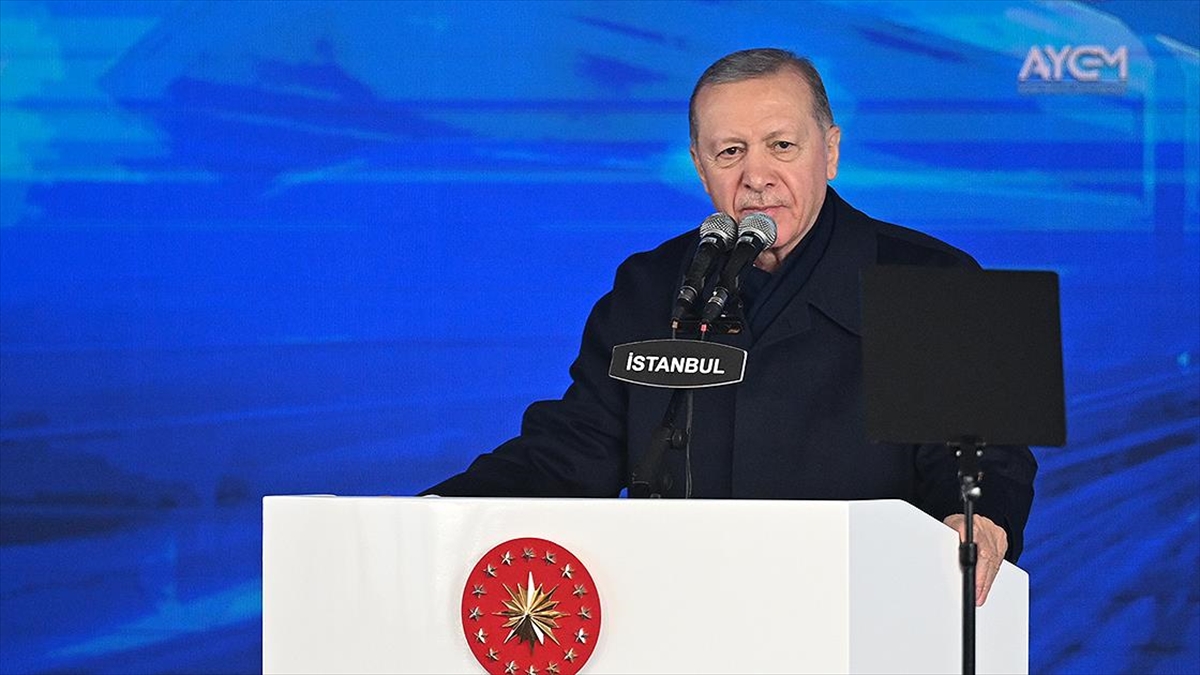 Cumhurbaşkanı Recep Tayyip Erdoğan, Bakırköy Sahil-Bahçelievler-Güngören-Bağcılar Kirazlı Metro Hattı'nın açılışını
