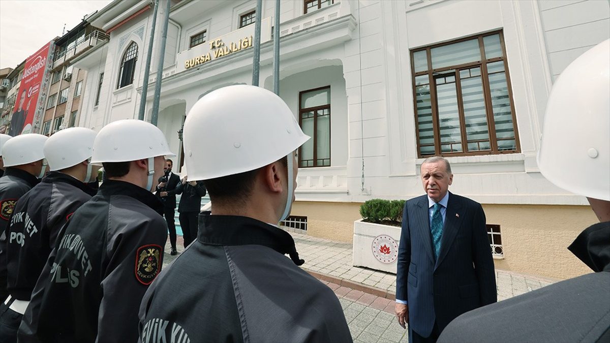 BURSA (AA) – Yerel seçim çalışmaları kapsamında partisinin düzenlediği mitinge