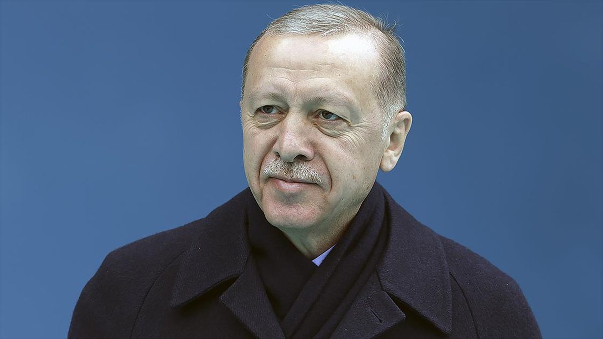 Cumhurbaşkanı Erdoğan, BBP Kurucu Genel Başkanı Yazıcıoğlu'nu vefatının 15'inci yılında