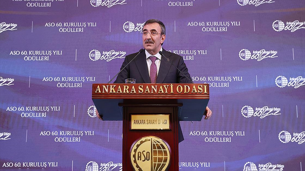 Cumhurbaşkanı Yardımcısı Yılmaz, "2025 yılı için Orta Vadeli Program'da öngördüğümüz