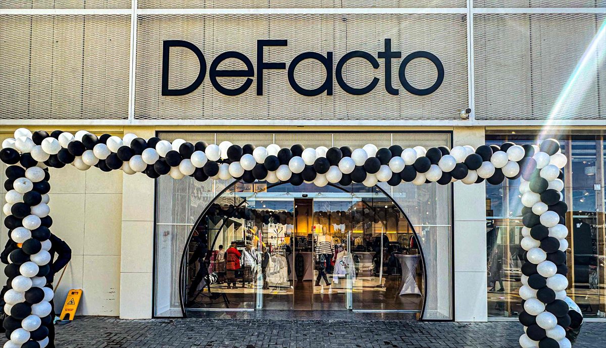 İSTANBUL (AA) – DeFacto, yurt içi ve yurt dışı mağaza