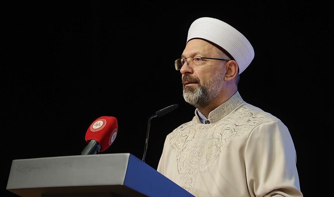 Ali Erbaş, bütün mazlum coğrafyaların kurtuluşunun Müslümanların birlikte hareket etmesine