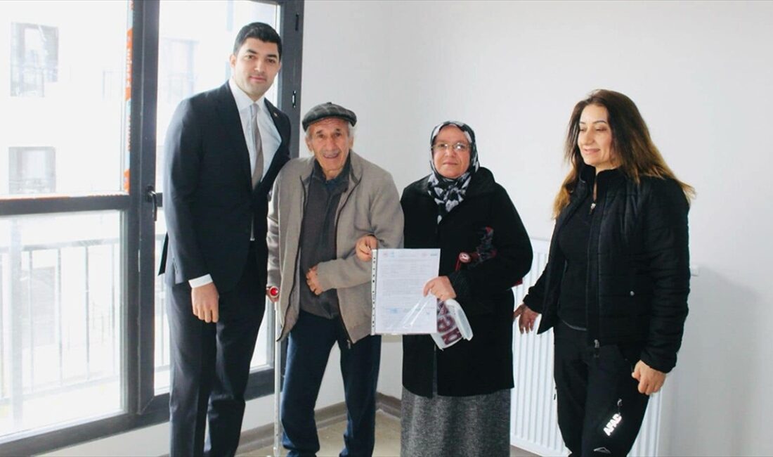 Malatya'nın Doğanşehir ilçesinde, 1. etap kalıcı deprem konutlarının anahtar teslimine