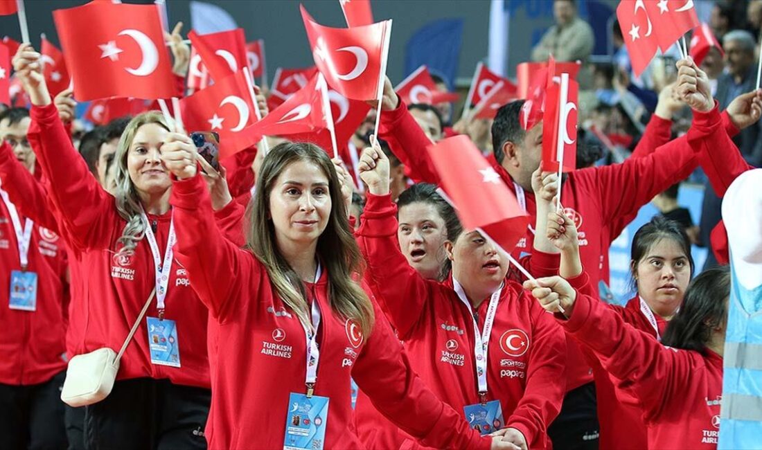 Gençlik ve Spor Bakanı Bak, 2. Down Sendromlular Dünya Spor