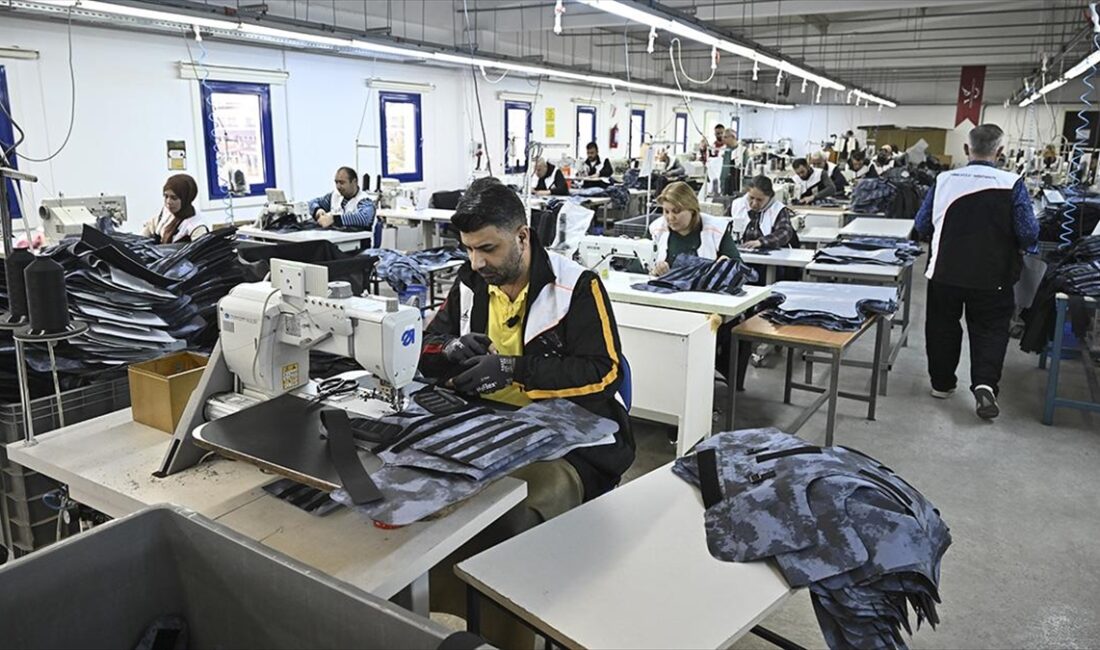 Türk savunma sanayisi bünyesinde üretilen askeri medikal ve tekstil ürünleri,