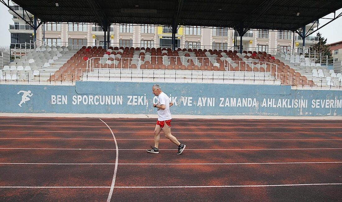 Edirne'de 52 yıldır ulusal ve uluslararası yarışmalara katılan 68 yaşındaki