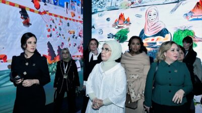 ANTALYA (AA) – Cumhurbaşkanı Recep Tayyip Erdoğan'ın eşi Emine Erdoğan,