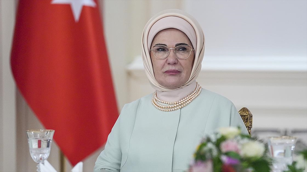 Emine Erdoğan, Gazze başta olmak üzere yeryüzündeki tüm çocukların hak