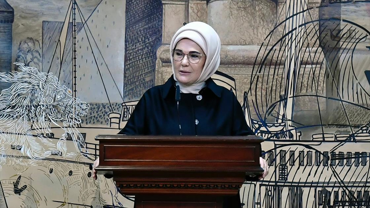 Emine Erdoğan, "Türk insanını diğer milletlerden ayıran, Anadolu irfanından mülhem