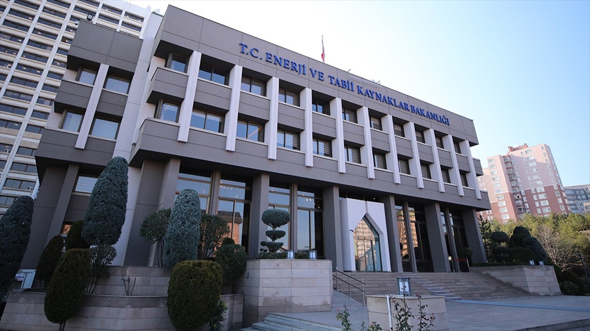 Enerji ve Tabii Kaynaklar Bakanı Alparslan Bayraktar, "VAP destekleri ile