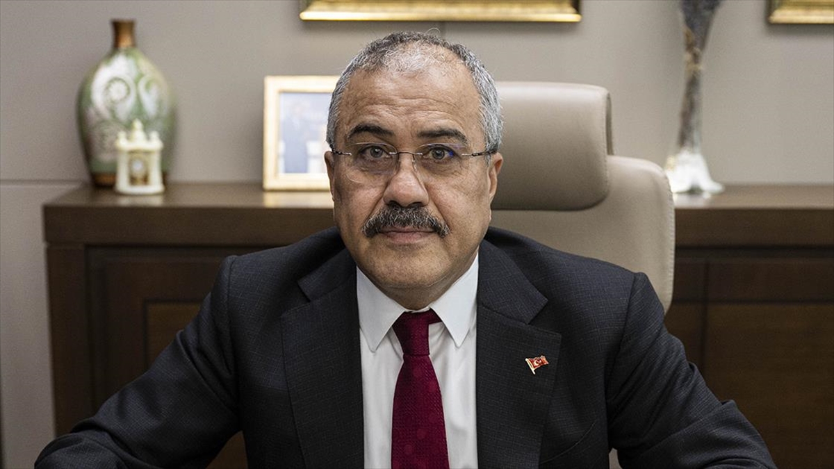 Enerji Piyasası Düzenleme Kurulu Başkanlığına yeniden Mustafa Yılmaz getirildi.