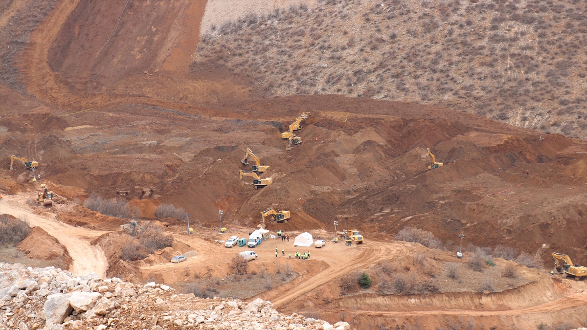 ERZINCAN (AA) – Çöpler köyündeki maden ocağında yaşanan ve 9
